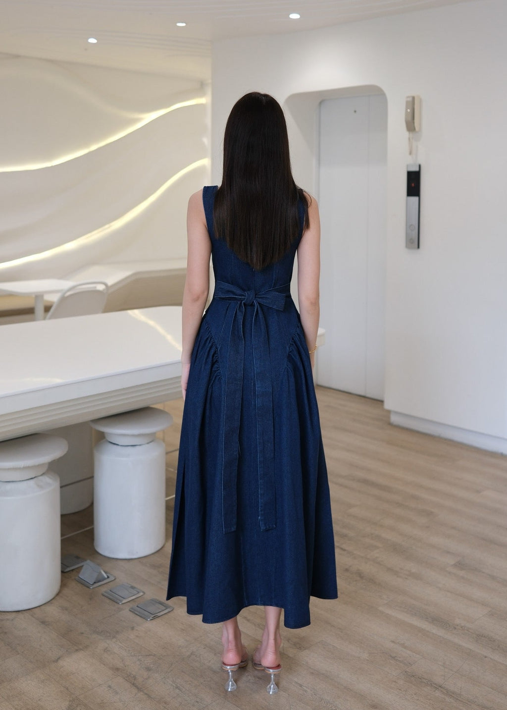 5709 Denim Dress In Dark Blue