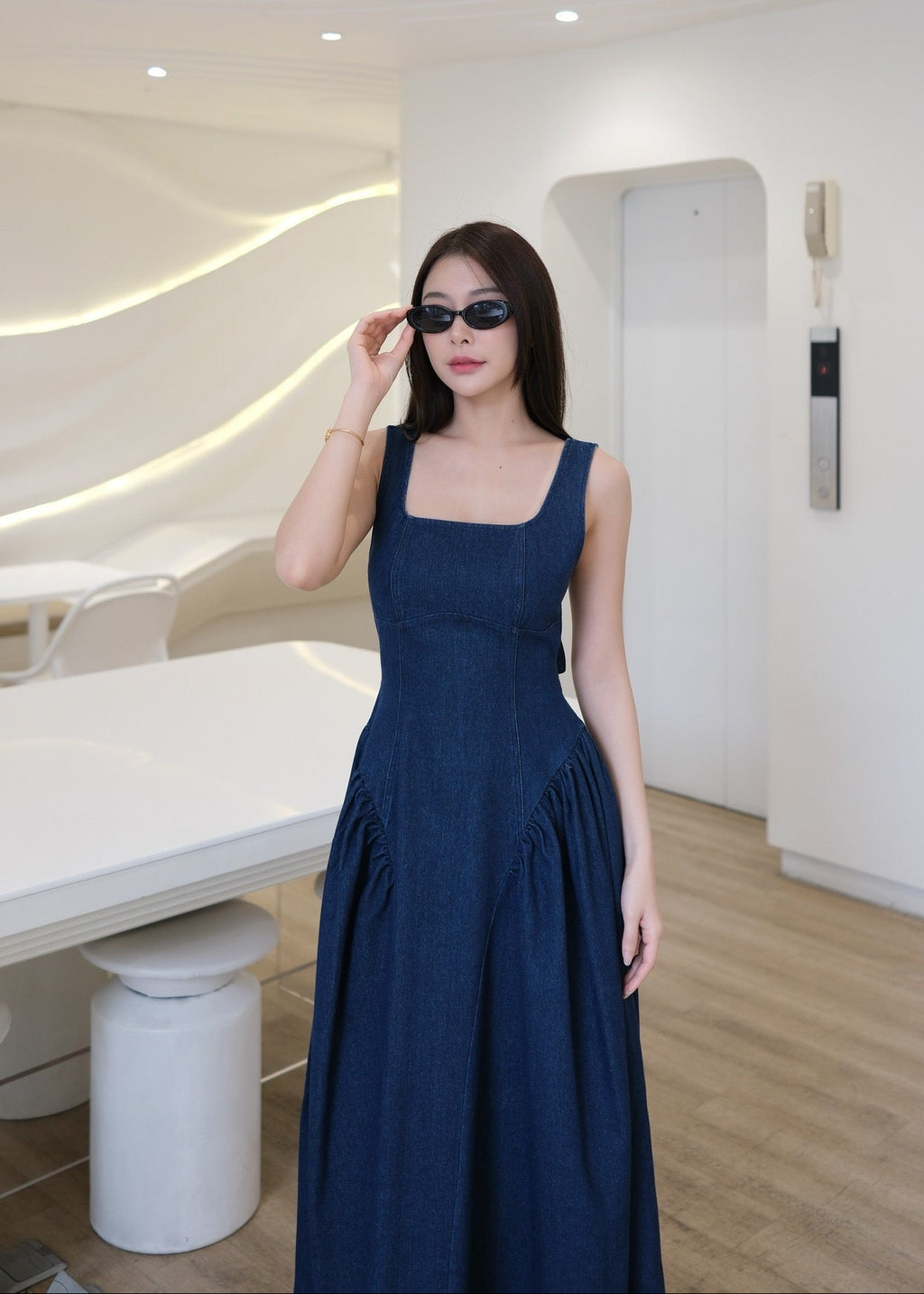 5709 Denim Dress In Dark Blue
