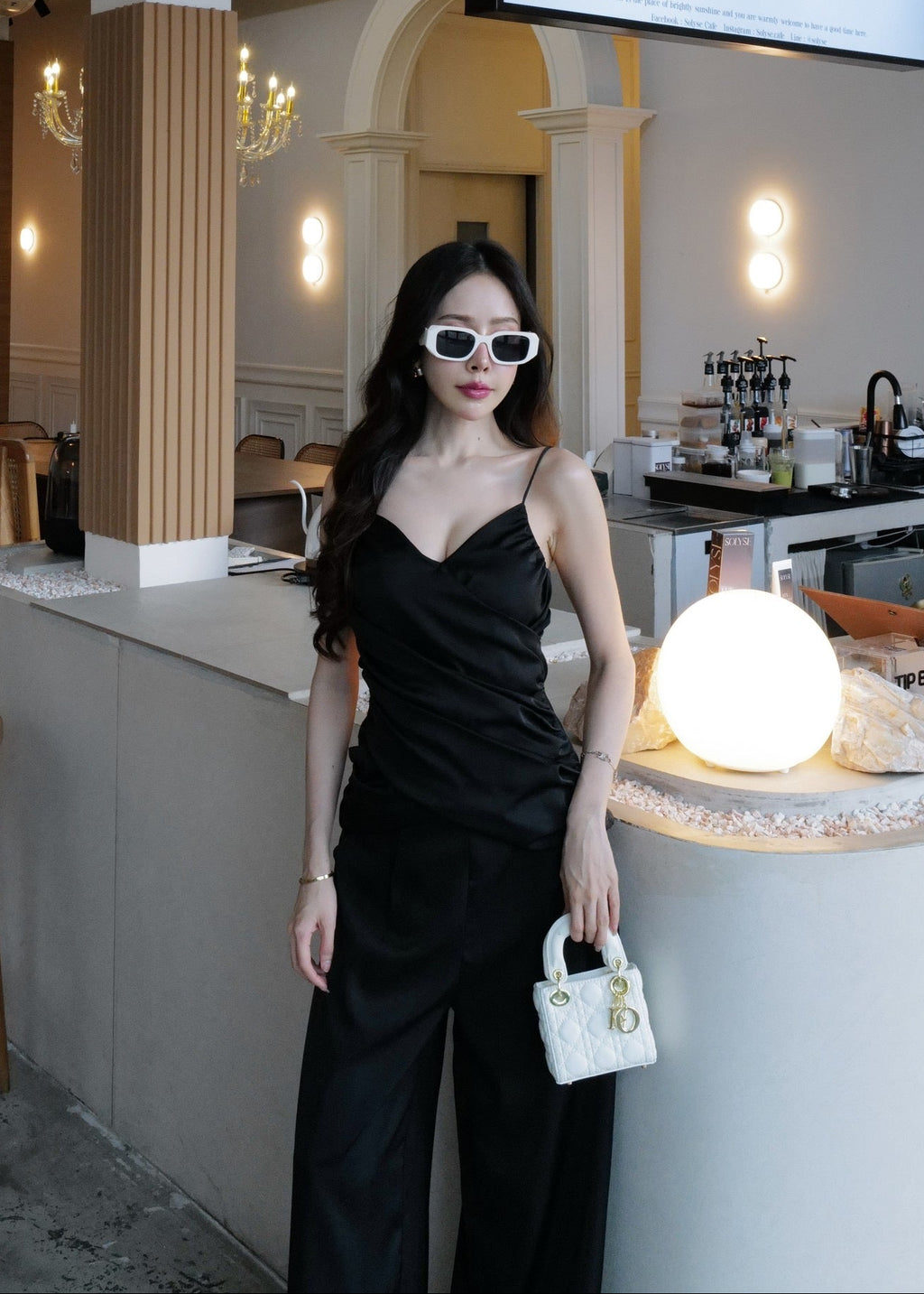 6006 V-Neck Camisole Set In Black