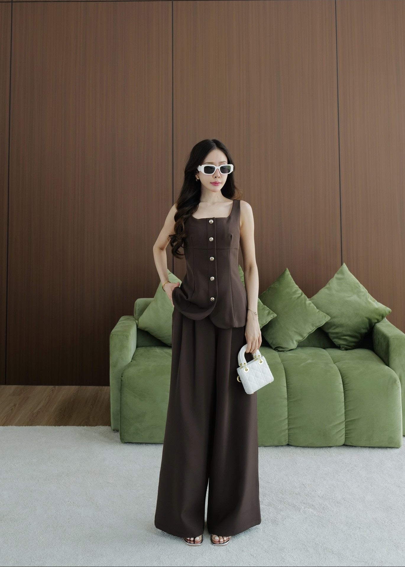 5809 Sleeveless Top & Pants Set In Brown