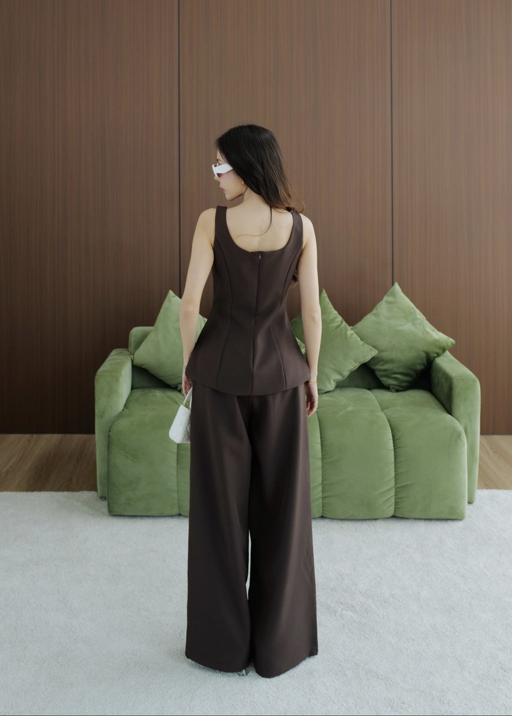 5809 Sleeveless Top & Pants Set In Brown