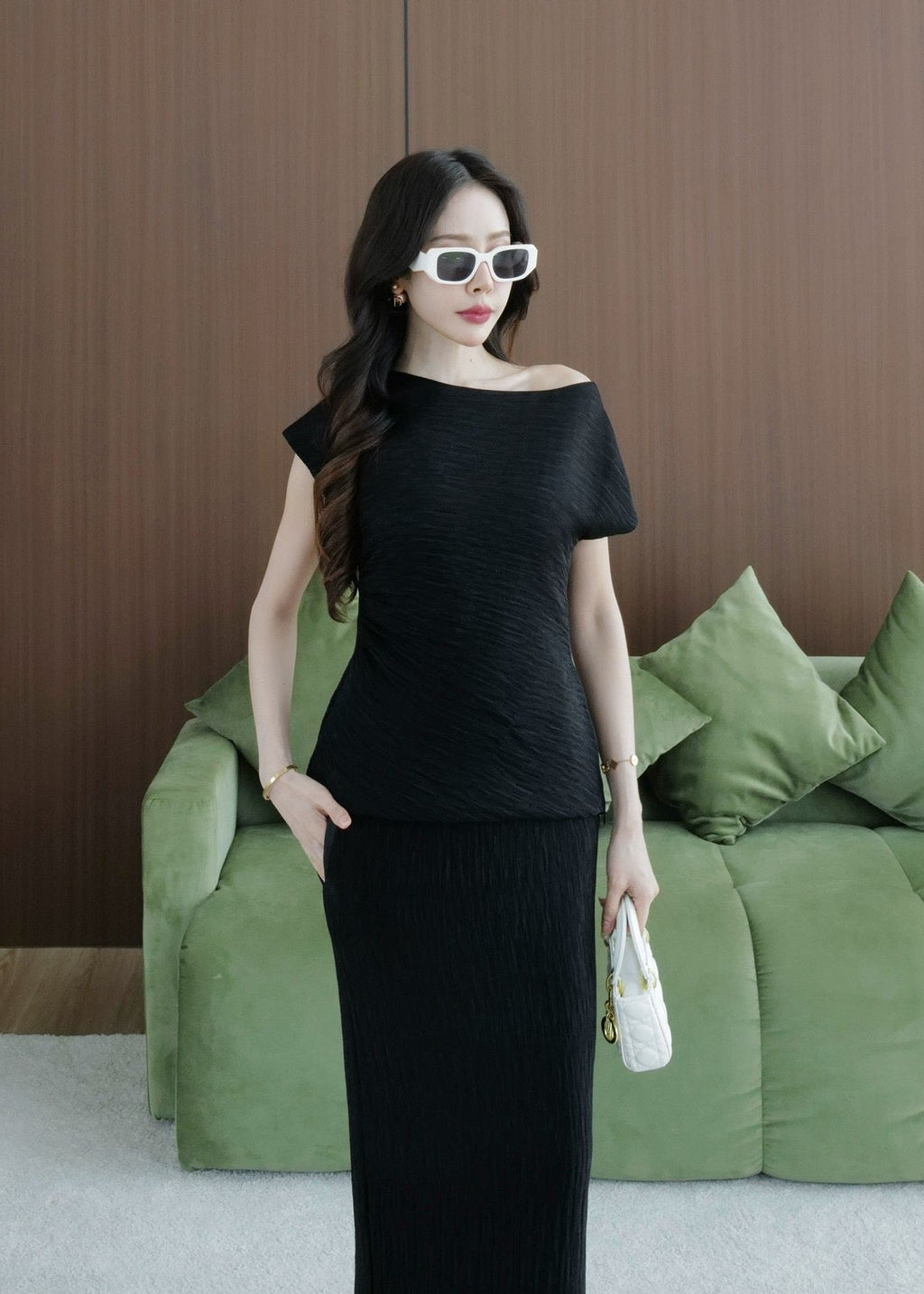 8007 Asymmetrical Off-Shoulder Set In Black