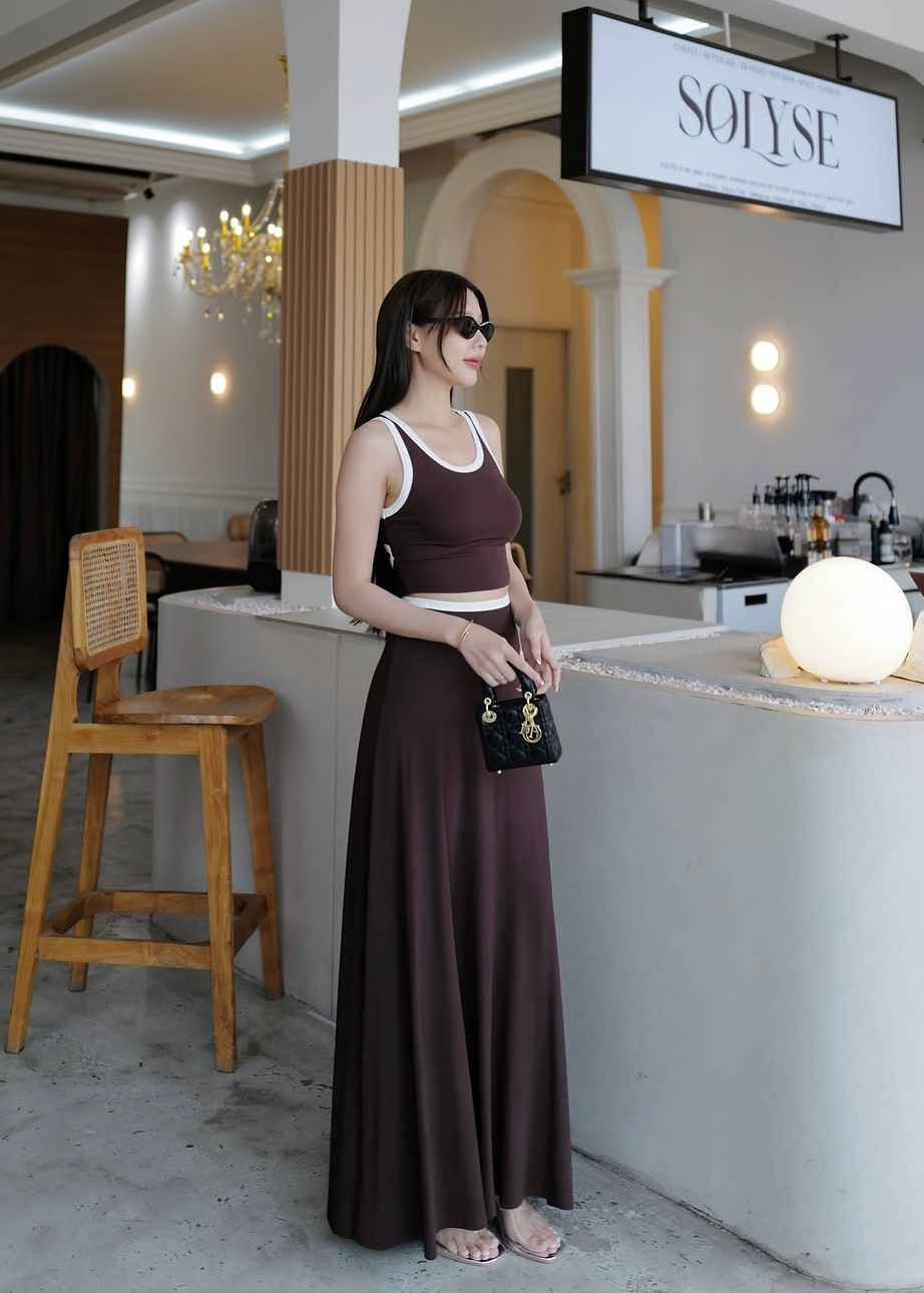 5053 Tank Top & Long Skirt Set In Brown
