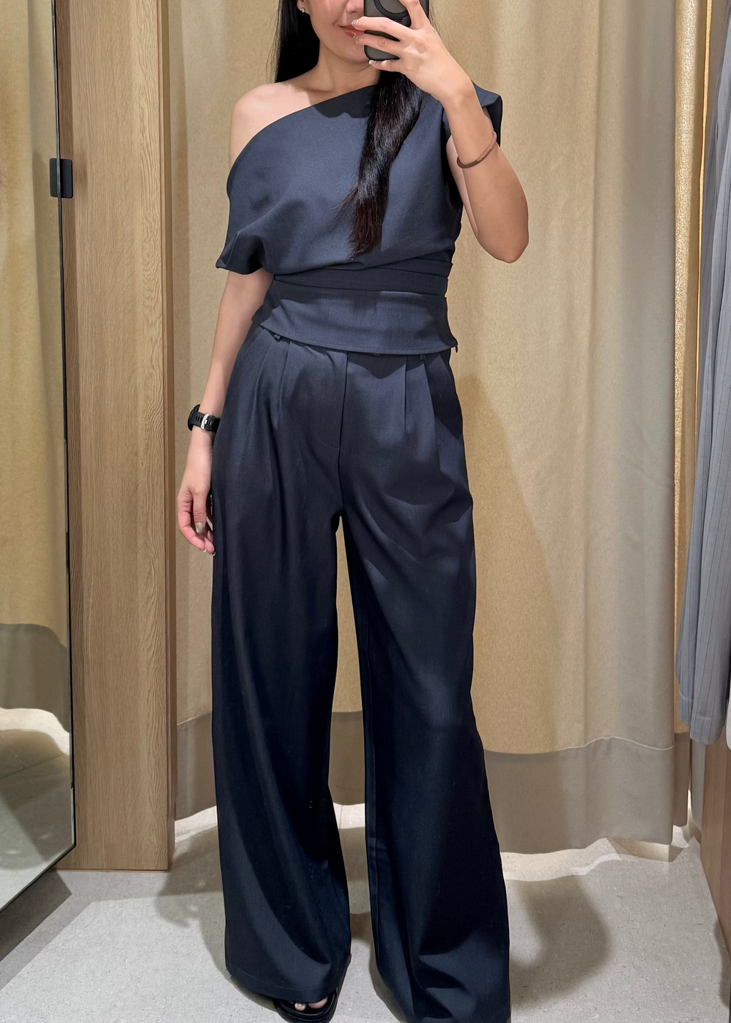 5237 Off Shoulder Set In Dark Grey