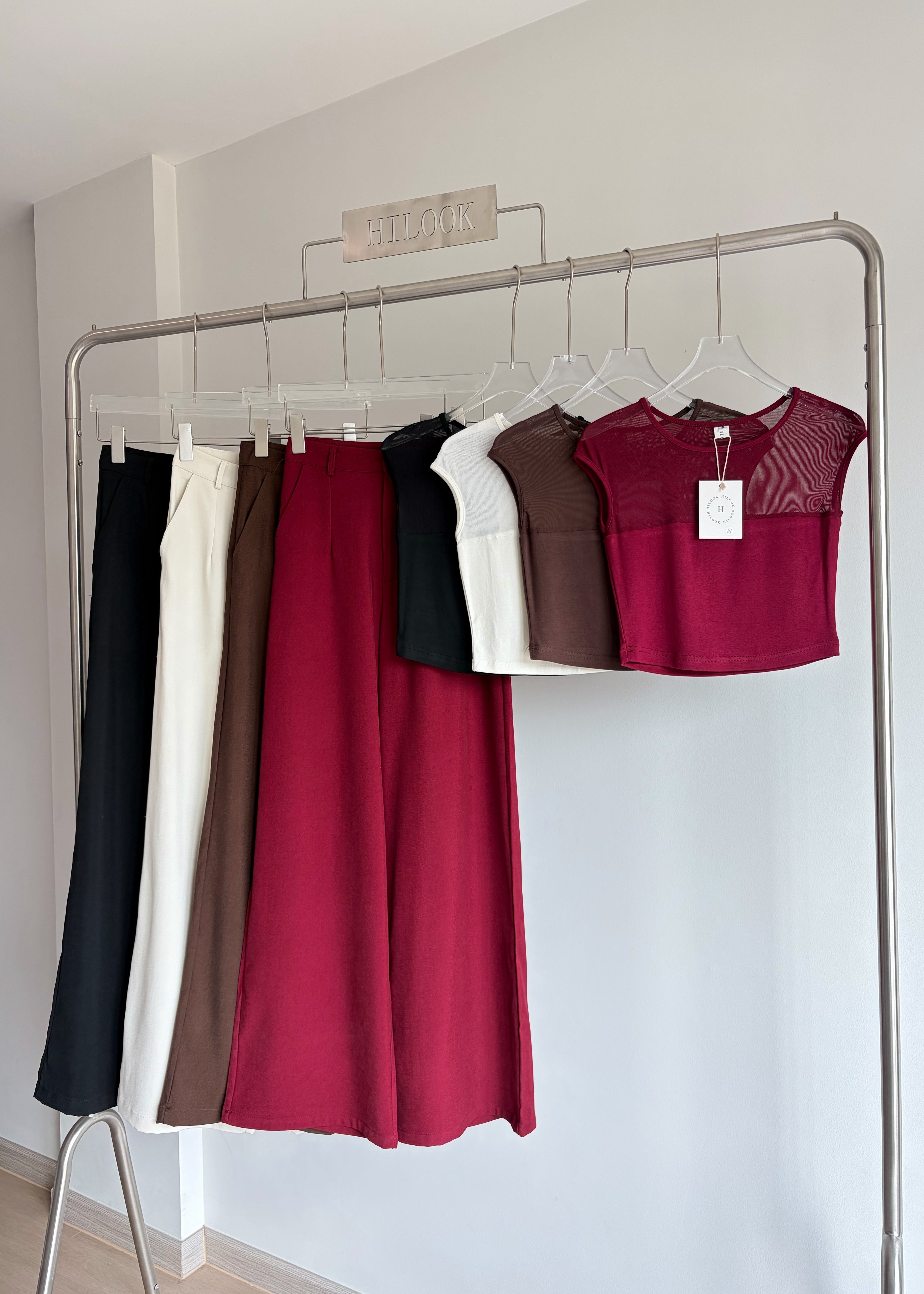 9898 Two-Piece Set In Red