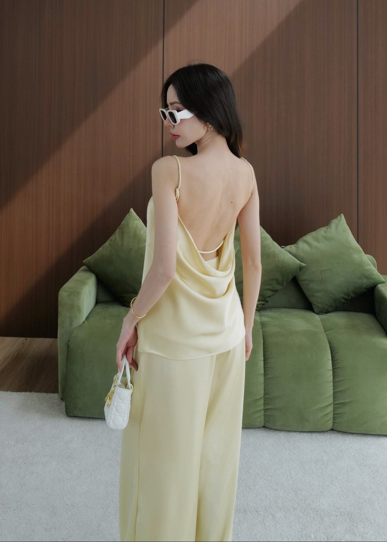 EV6011 Open Back Satin Set In Brown