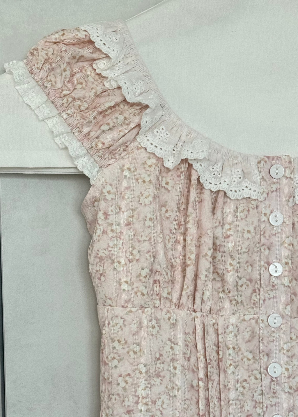 K5076 Pink Floral Smocked Top