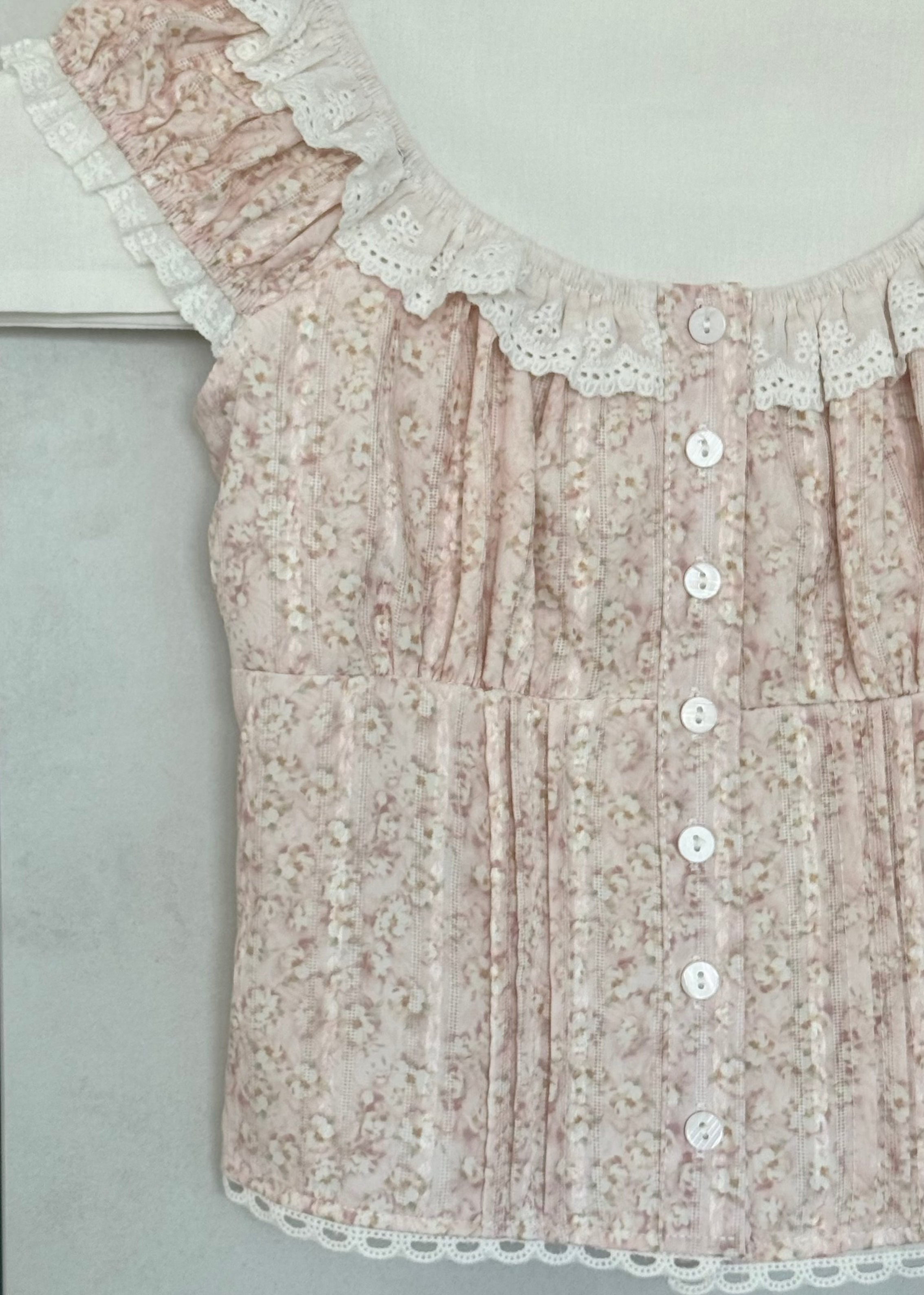 K5076 Pink Floral Smocked Top