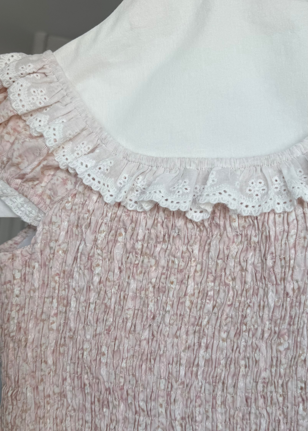 K5076 Pink Floral Smocked Top