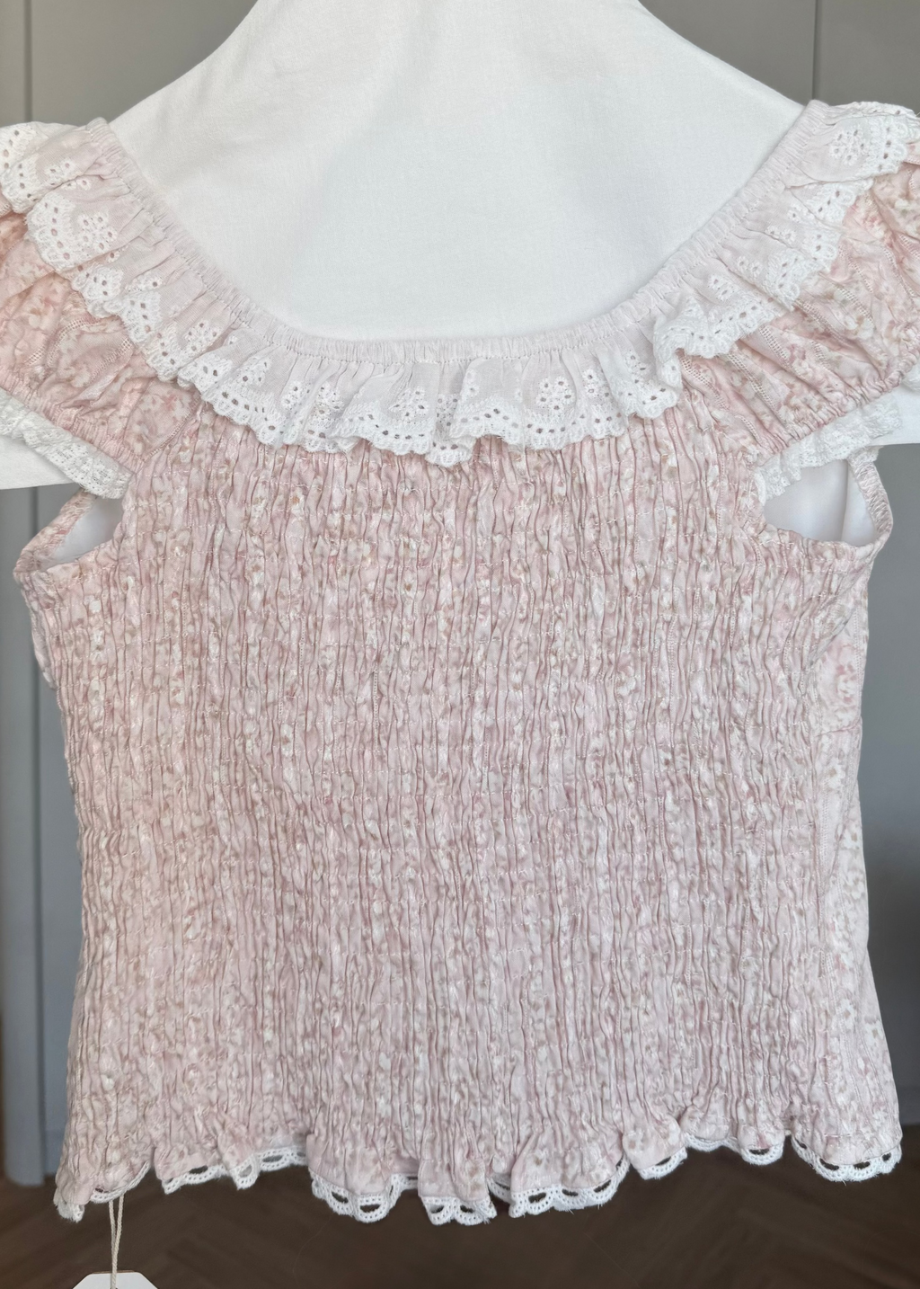 K5076 Pink Floral Smocked Top