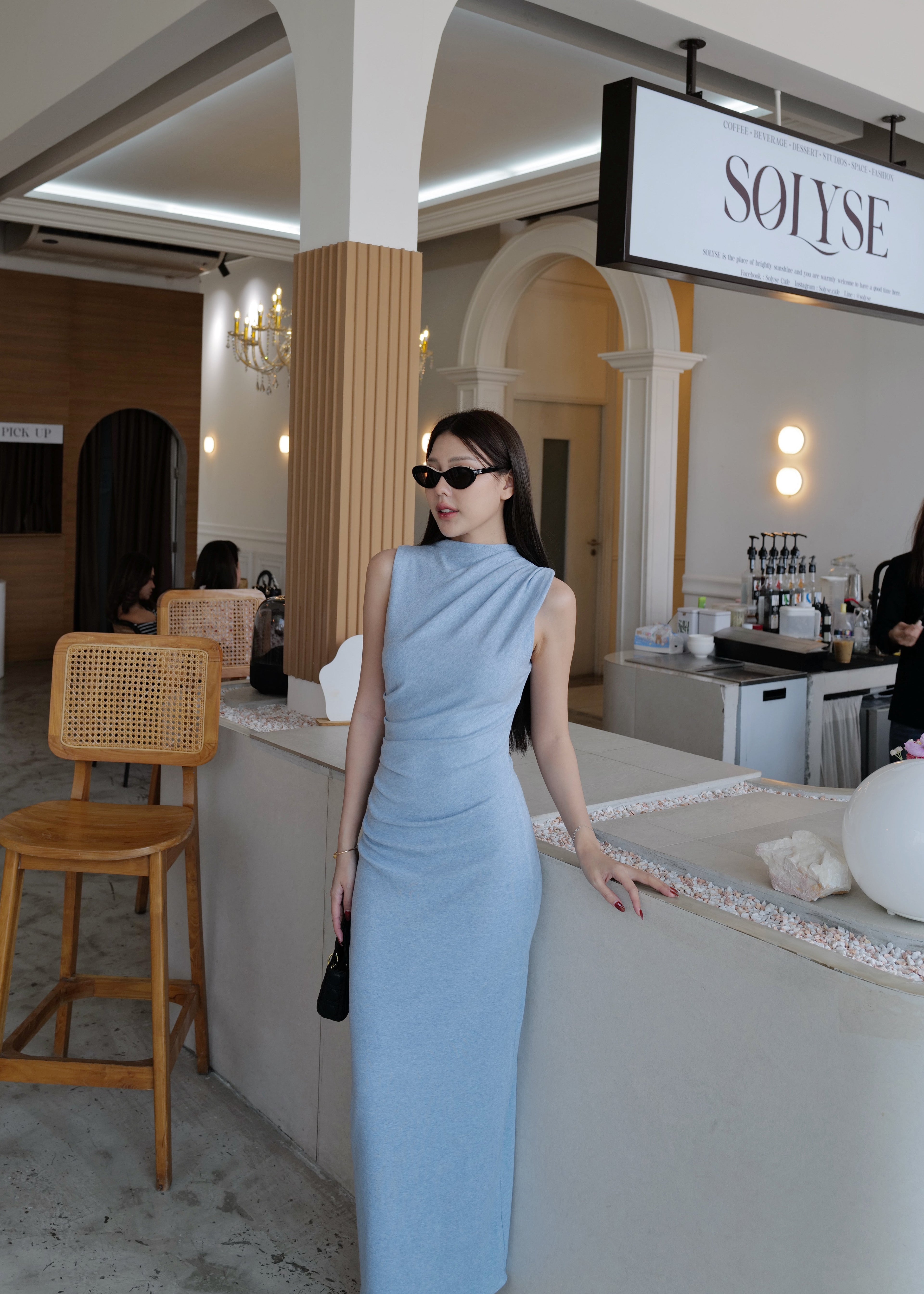 9813 Cap-Sleeved Dress