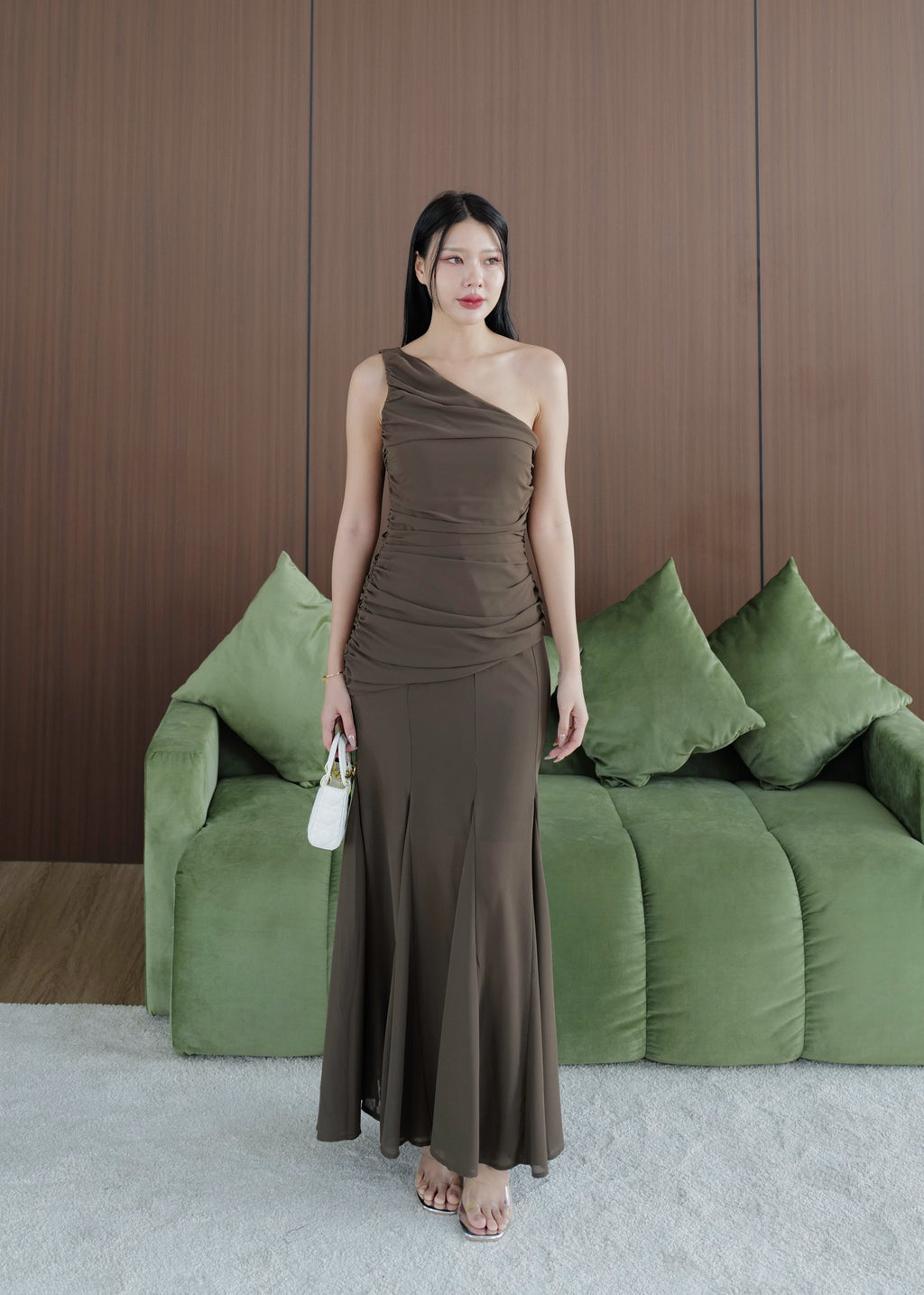 5043 One Shoulder Chiffon Dress In Brown