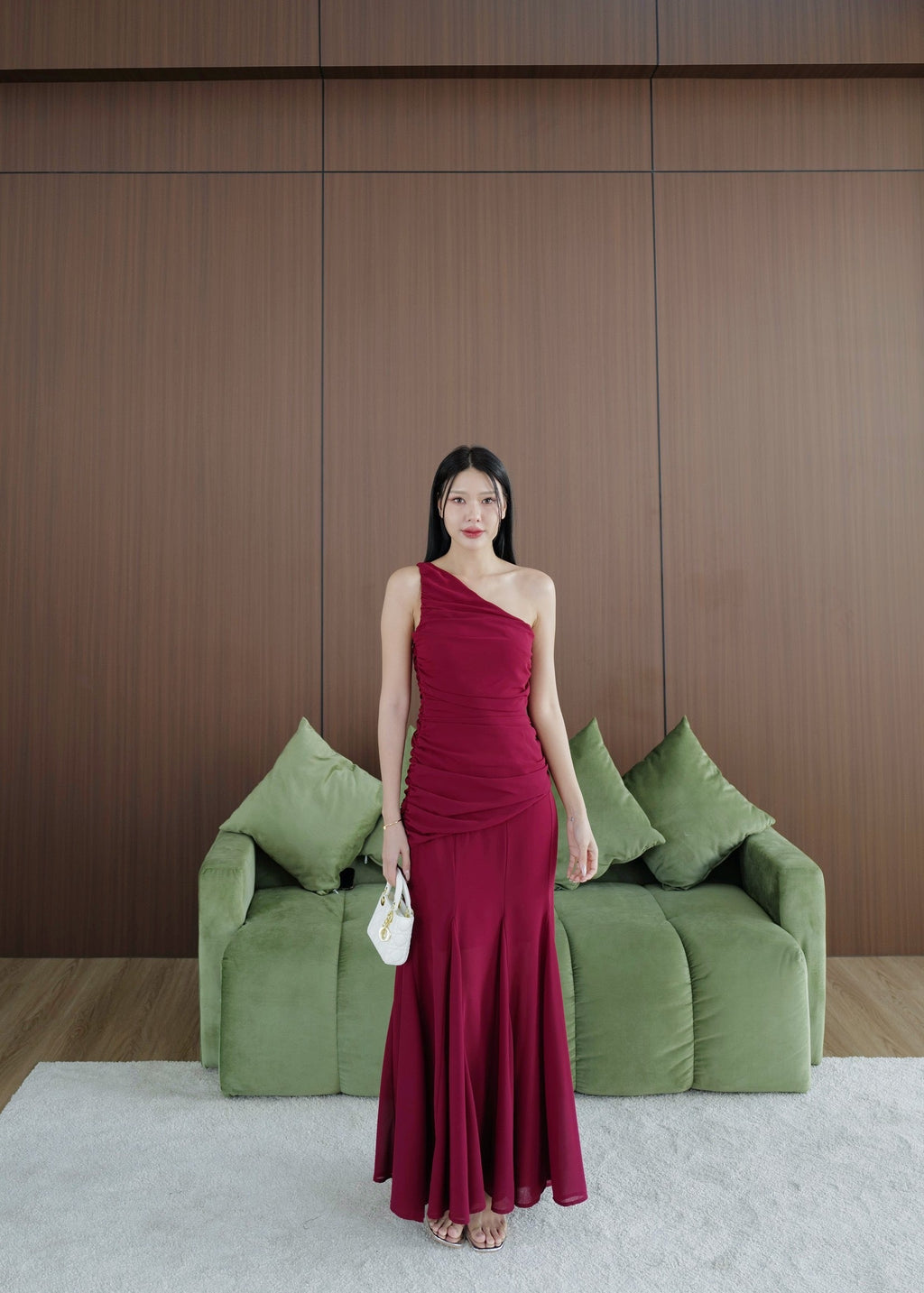 5043 One Shoulder Chiffon Dress In Red