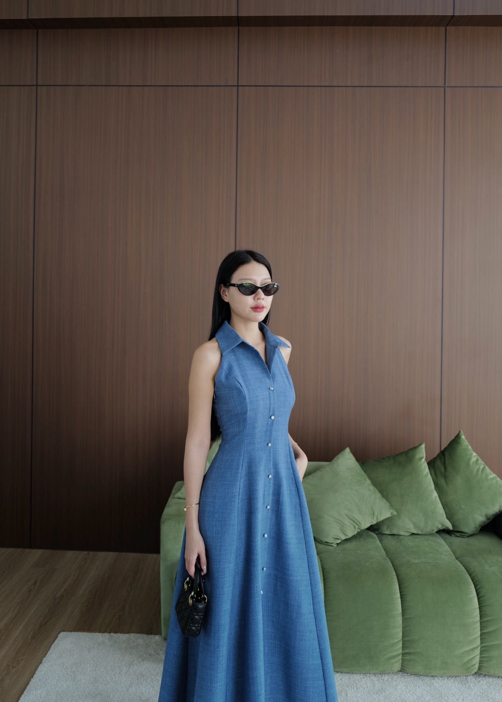 9887 Long Collared Sleeveless Dress In Blue