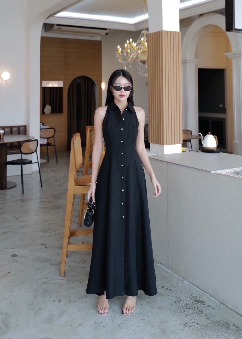 9887 Long Collared Sleeveless Dress In Black