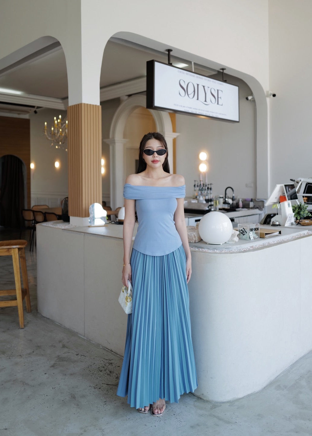 9802 Off-Shoulder Set In Blue