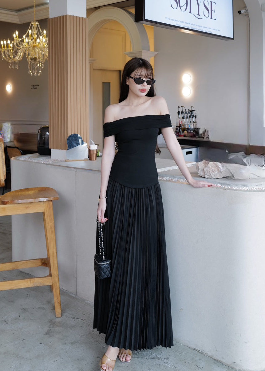 9802 Off-Shoulder Set In Black