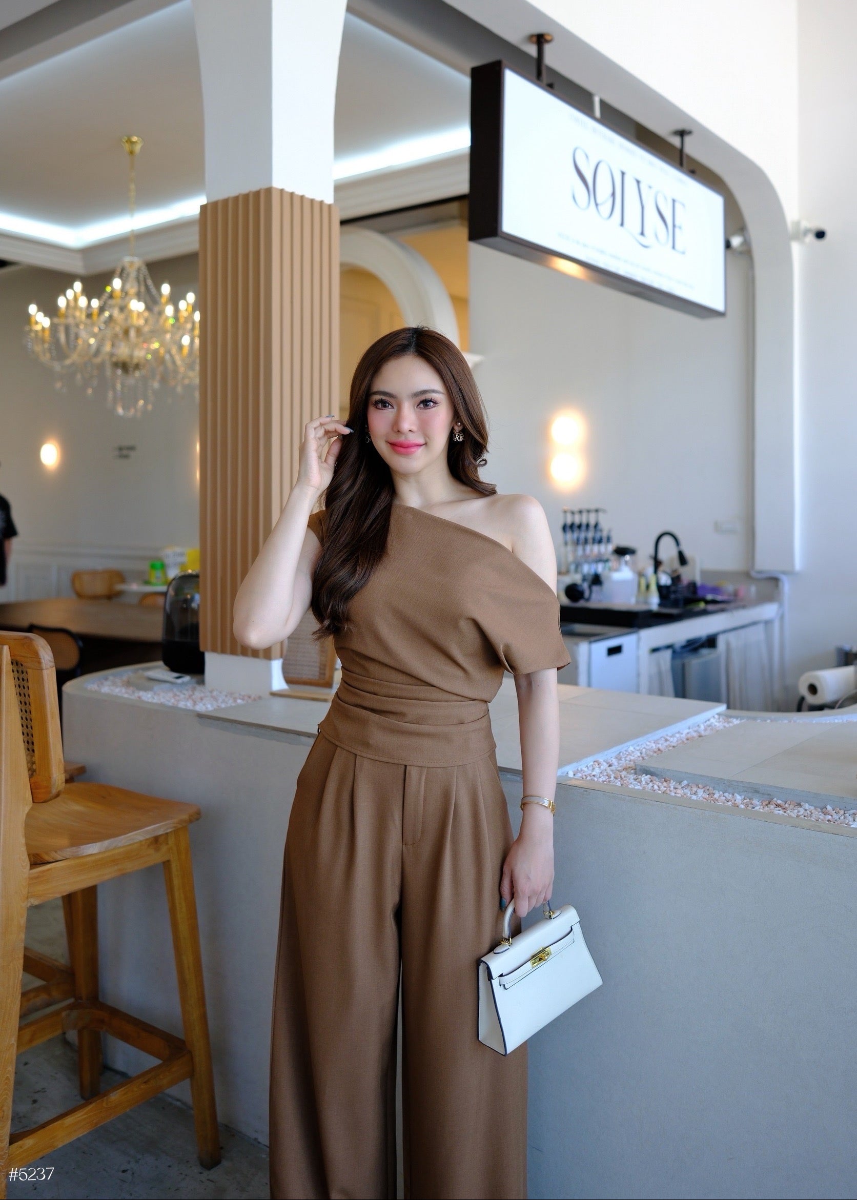 5237 Off Shoulder Set In Brown