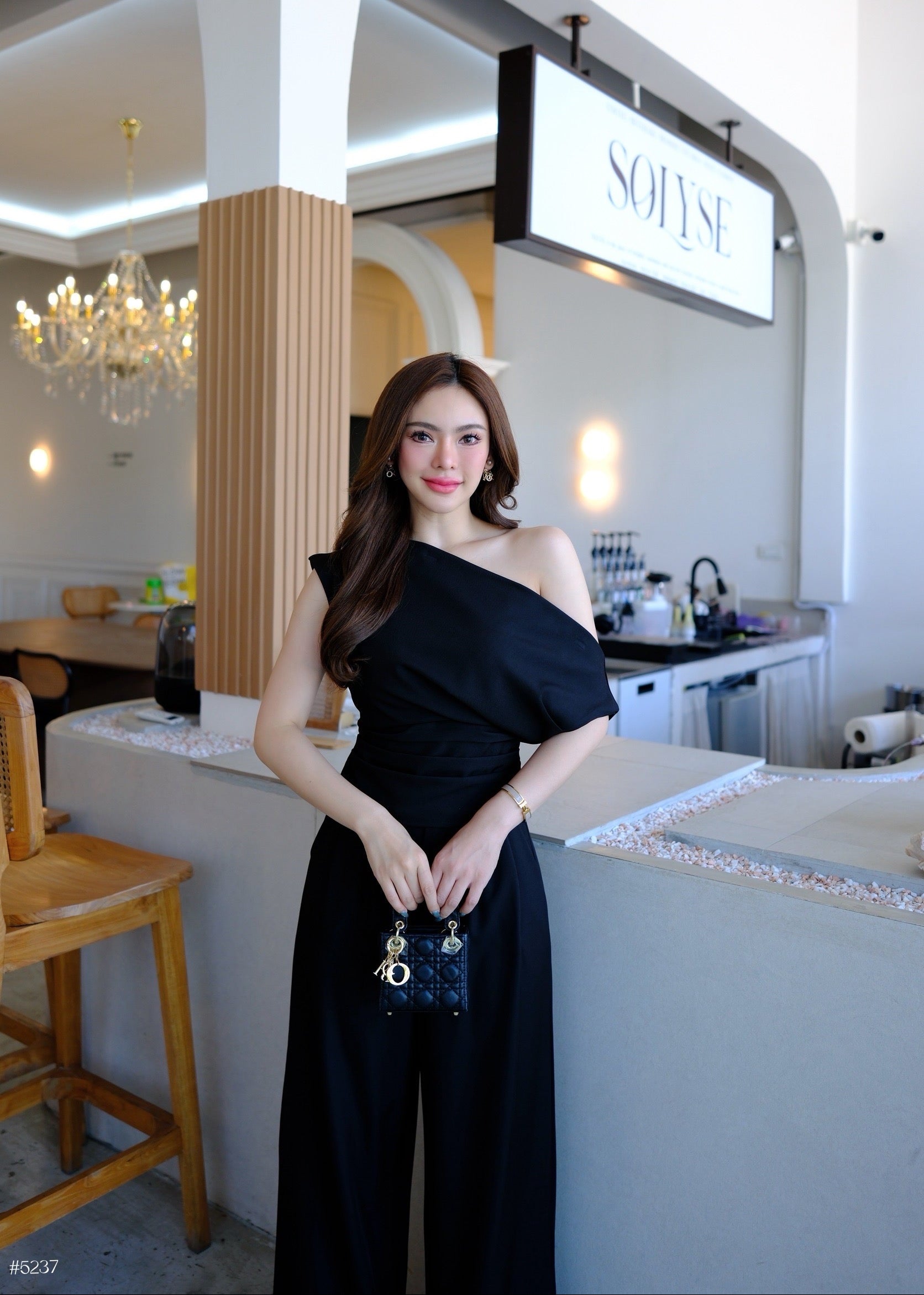 5237 Off Shoulder Set In Black