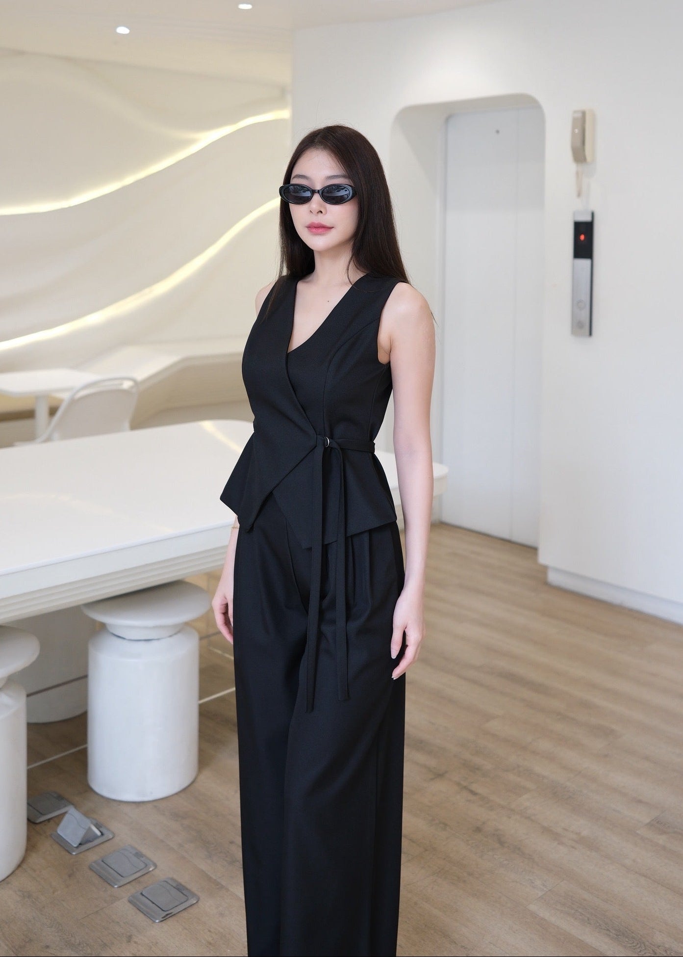 5724 Daily Set In Black