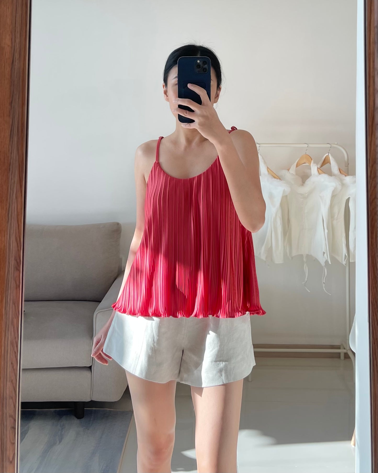 BASIC PLEATED TOP IN RASPBERRY