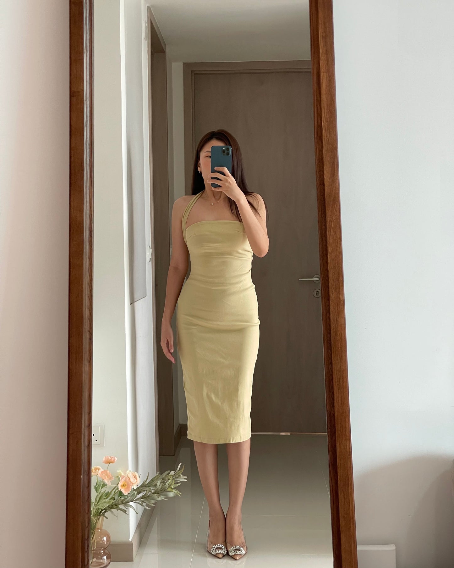 MILEY BODYCON MIDI DRESS IN CREAM